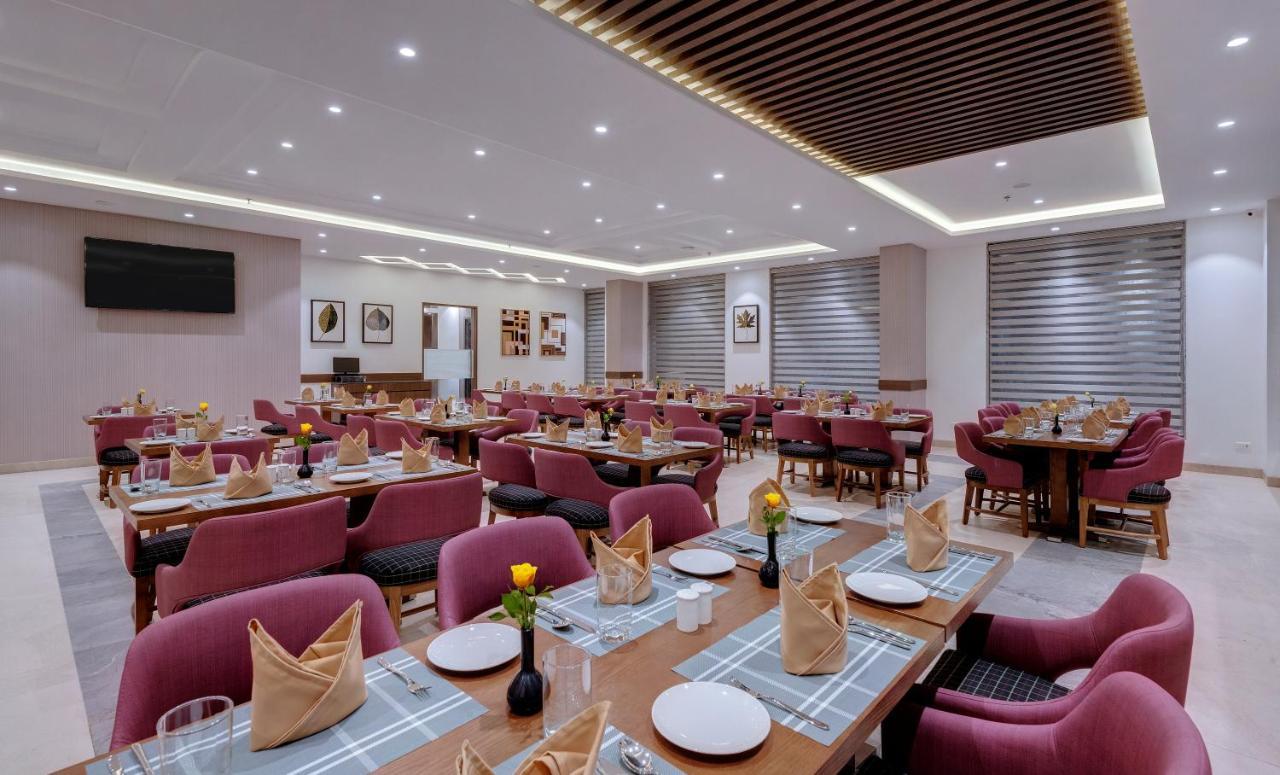 Click Hotel Aurangabad Ngoại thất bức ảnh